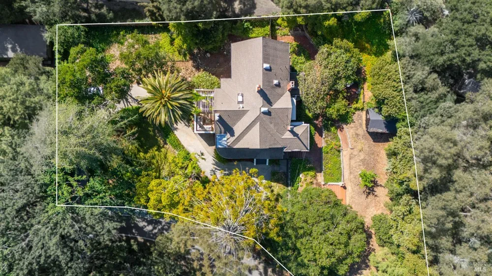 27 Quarry Rd, San Rafael, CA 94901