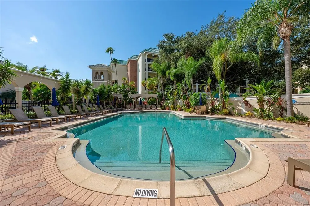 501 Knights Run Ave, Tampa, FL 33602