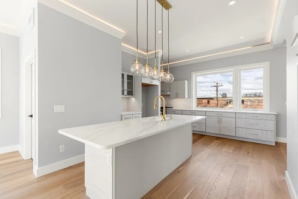 308 Newton St, Waltham, MA 02453