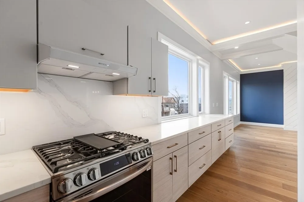 308 Newton St, Waltham, MA 02453