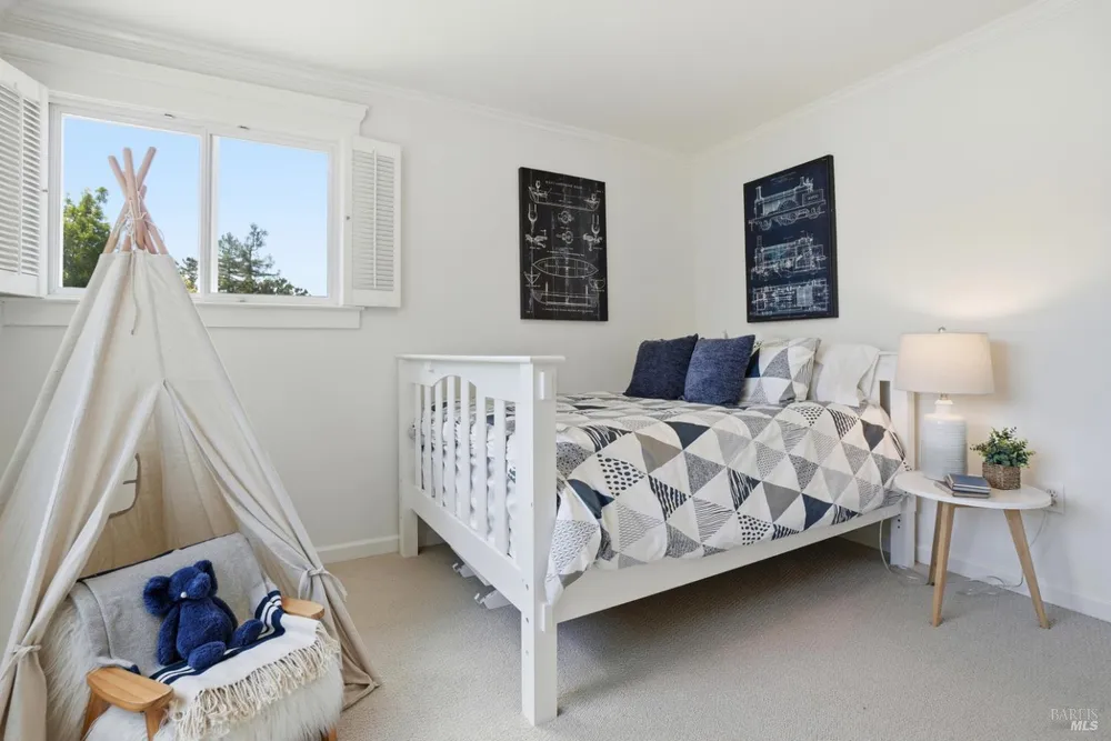 312 Corrillo Dr, San Rafael, CA 94903