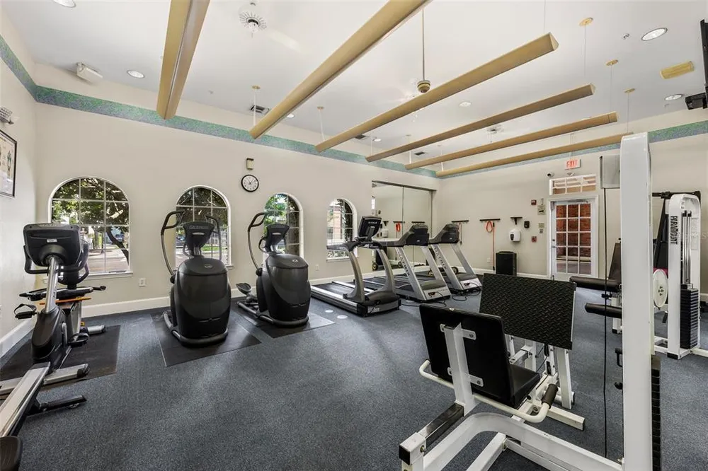 501 Knights Run Ave, Tampa, FL 33602
