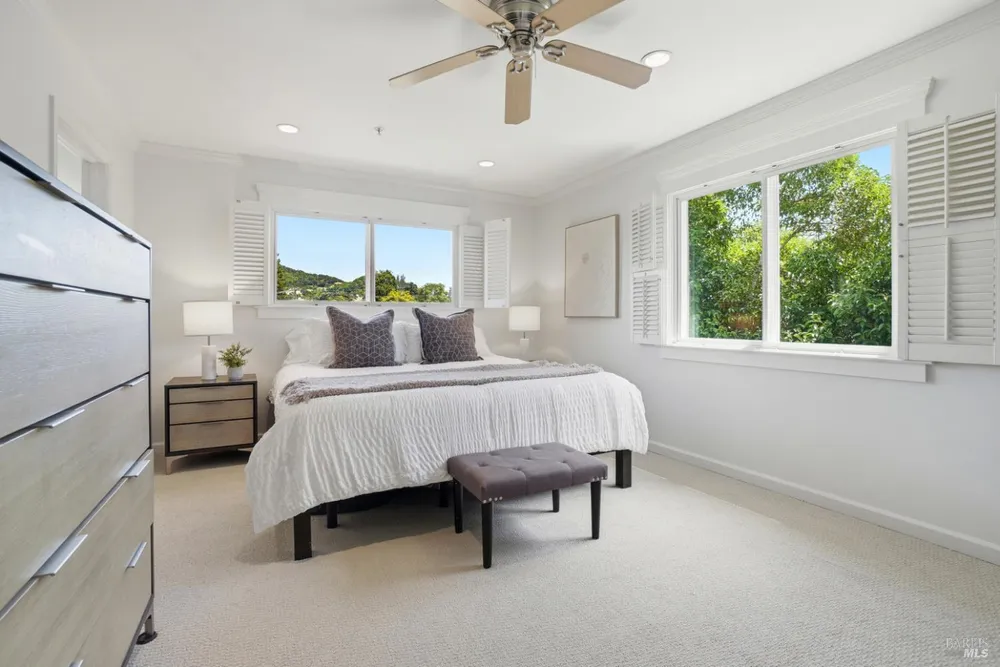 312 Corrillo Dr, San Rafael, CA 94903