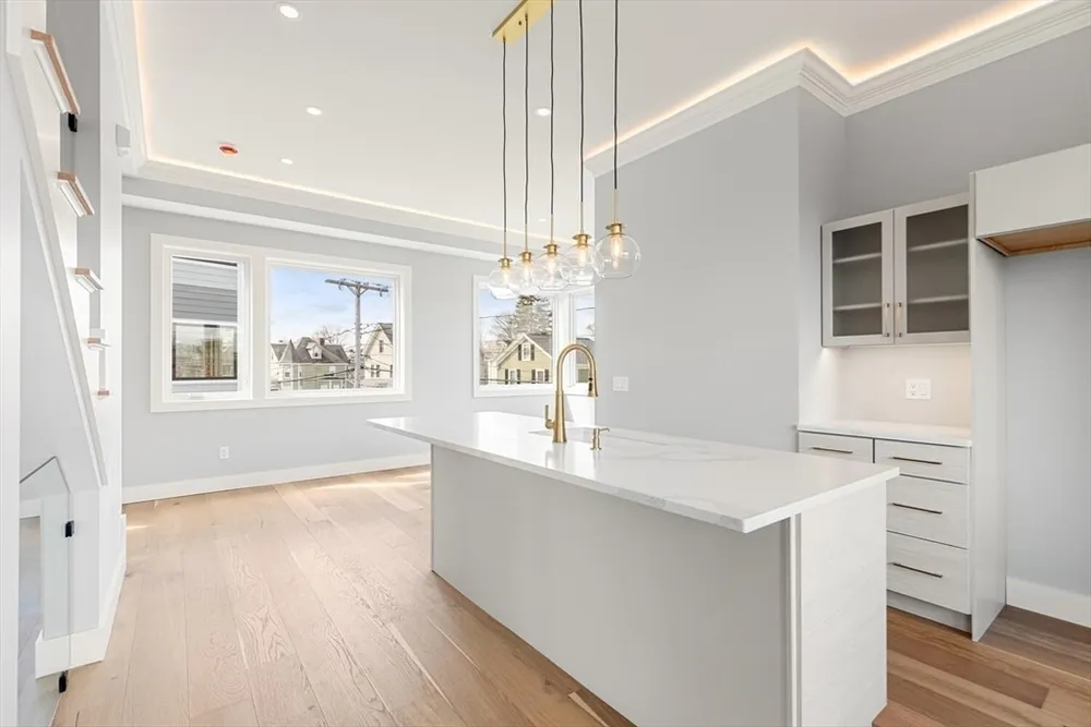 308 Newton St, Waltham, MA 02453