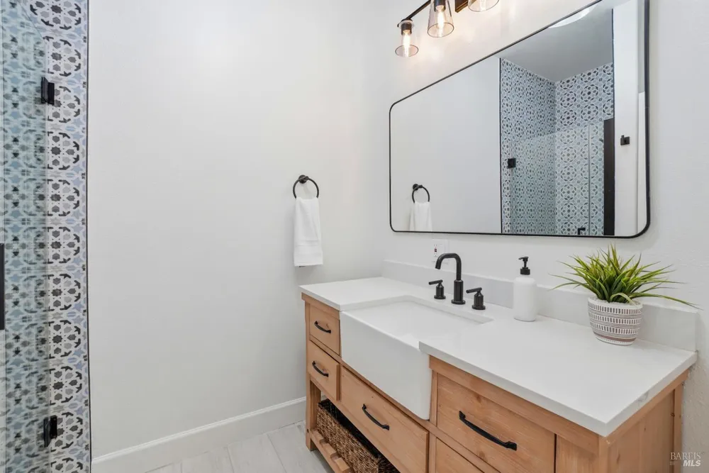 312 Corrillo Dr, San Rafael, CA 94903