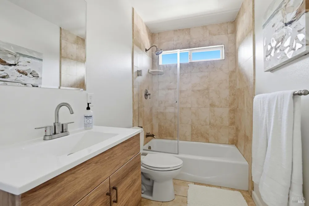 312 Corrillo Dr, San Rafael, CA 94903