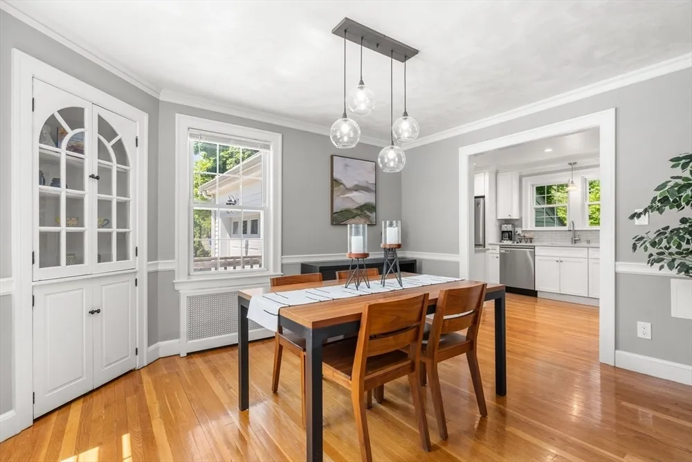 136 Alexander Ave, Belmont, MA 02478