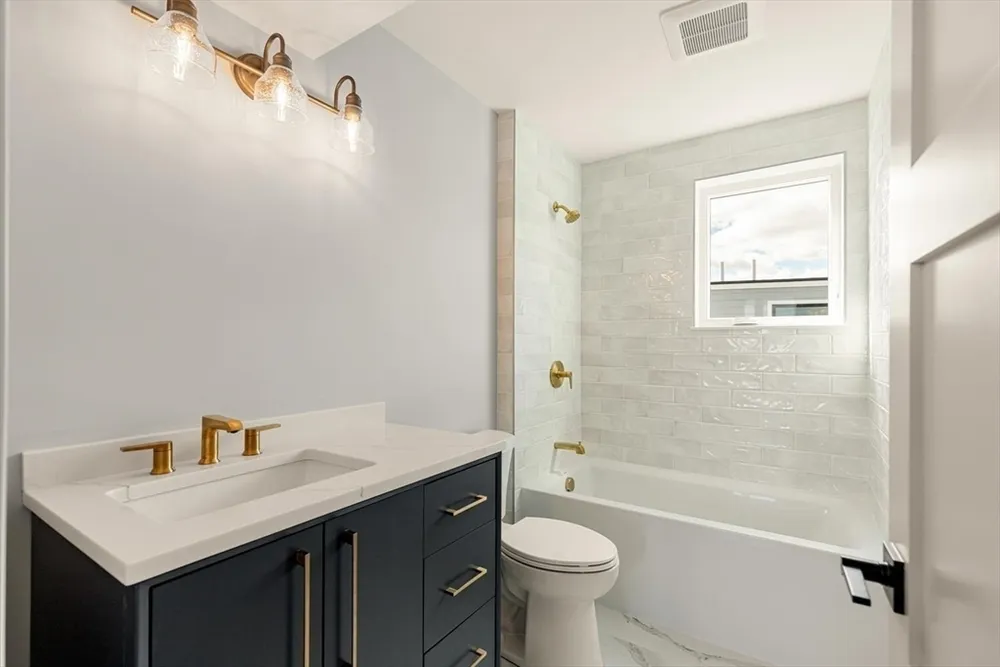 308 Newton St, Waltham, MA 02453