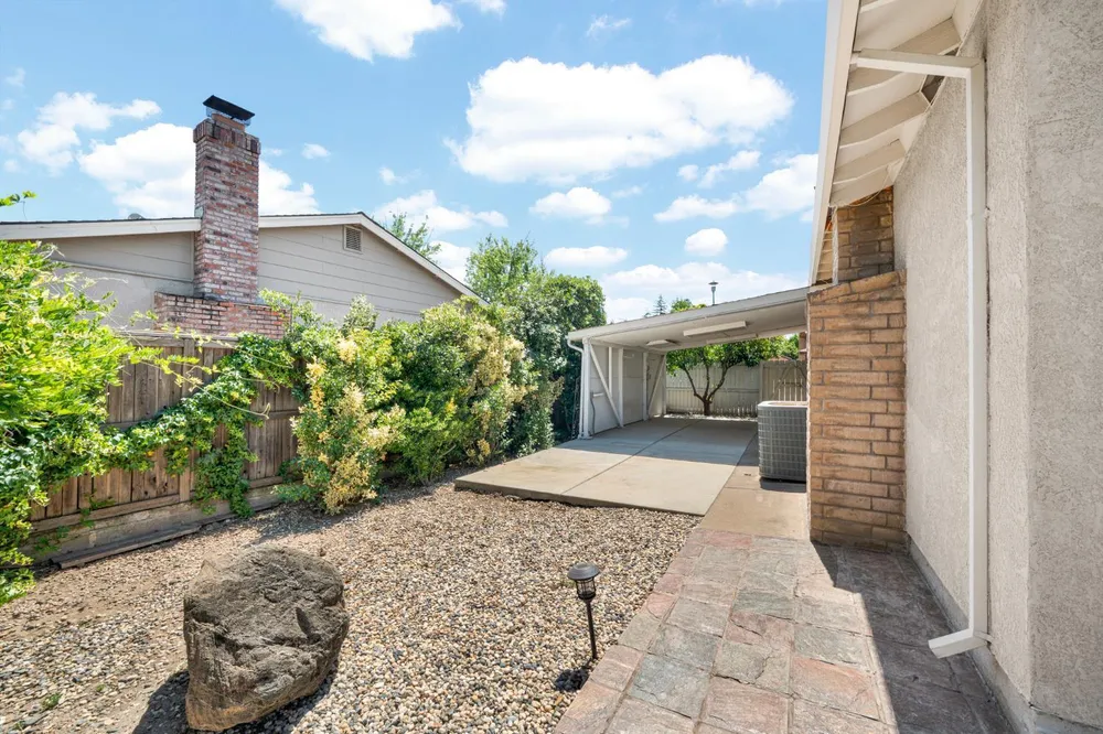 134 Canyon Rim Dr, Folsom, CA 95630