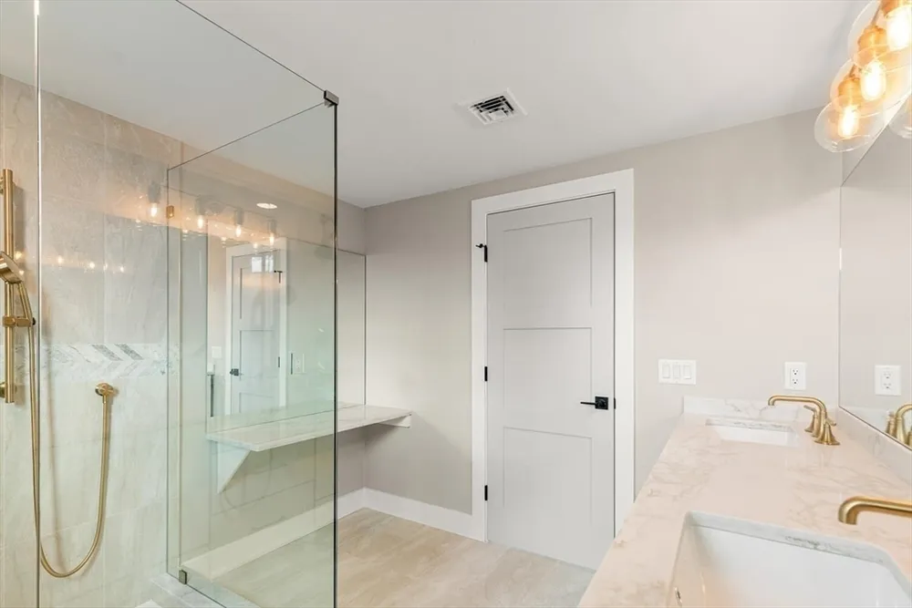 308 Newton St, Waltham, MA 02453