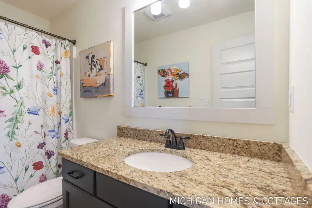 4401 Grand Pt, Holland, MI 49424