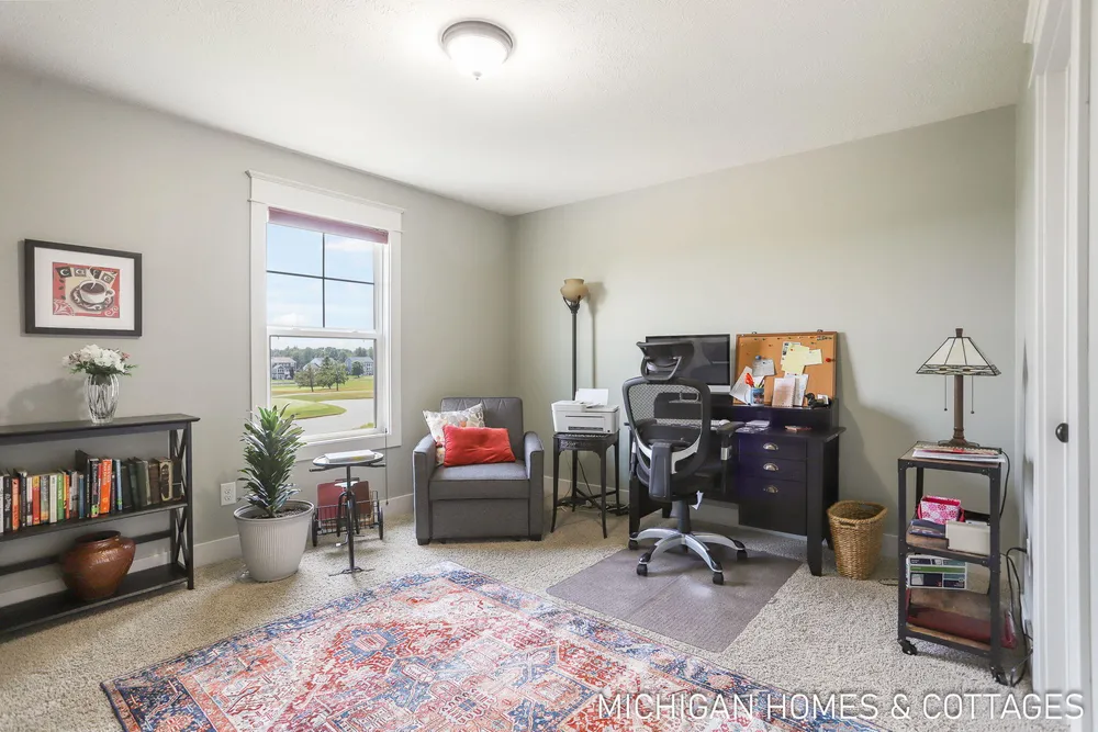 4401 Grand Pt, Holland, MI 49424
