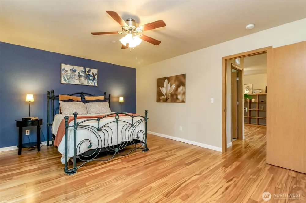 21648 SE 297th Terrace, Kent, WA 98042
