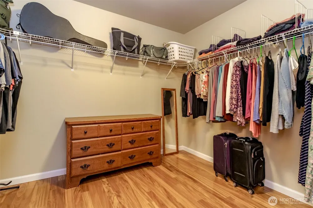 21648 SE 297th Terrace, Kent, WA 98042