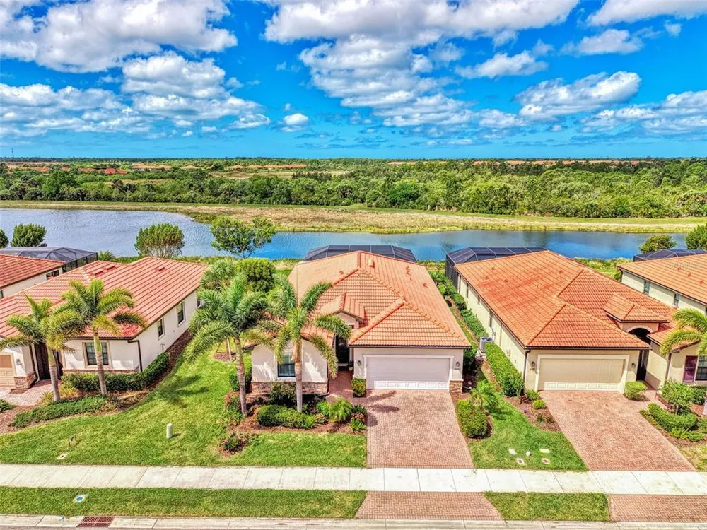 10443 Medjool Dr, Venice, FL 34293