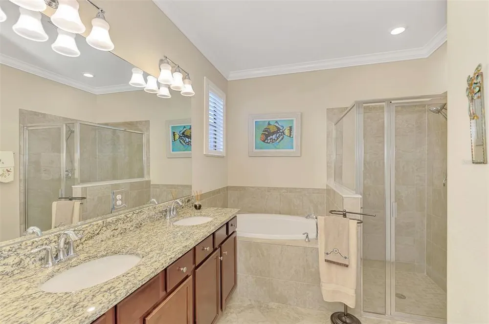10443 Medjool Dr, Venice, FL 34293