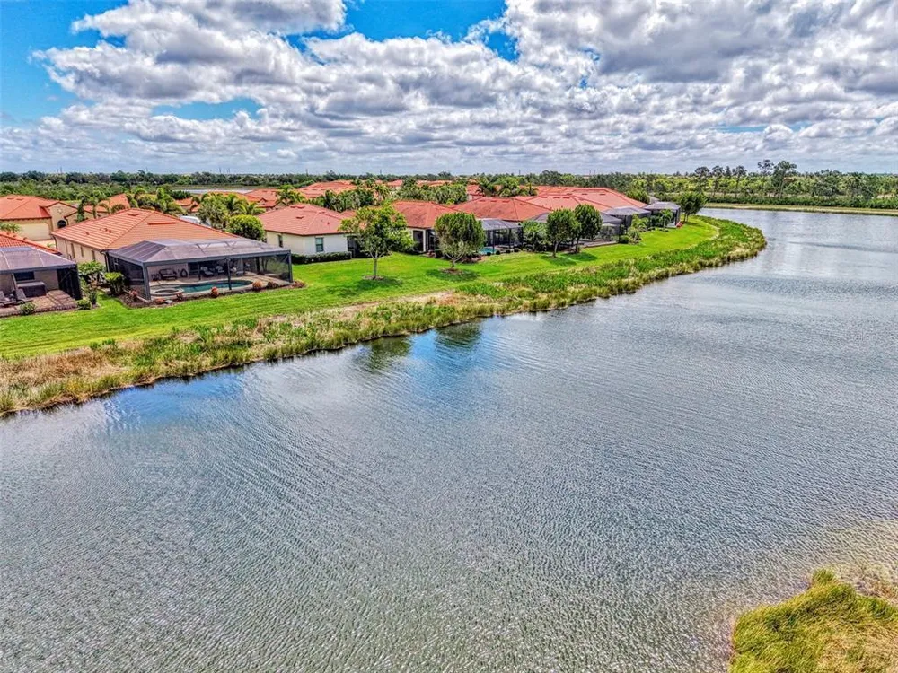 10443 Medjool Dr, Venice, FL 34293
