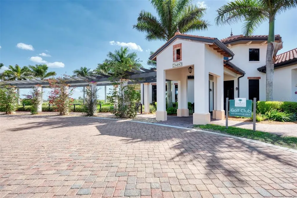 10443 Medjool Dr, Venice, FL 34293