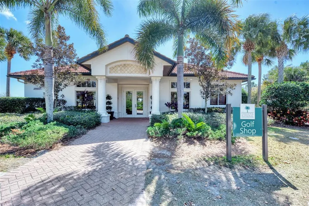 10443 Medjool Dr, Venice, FL 34293
