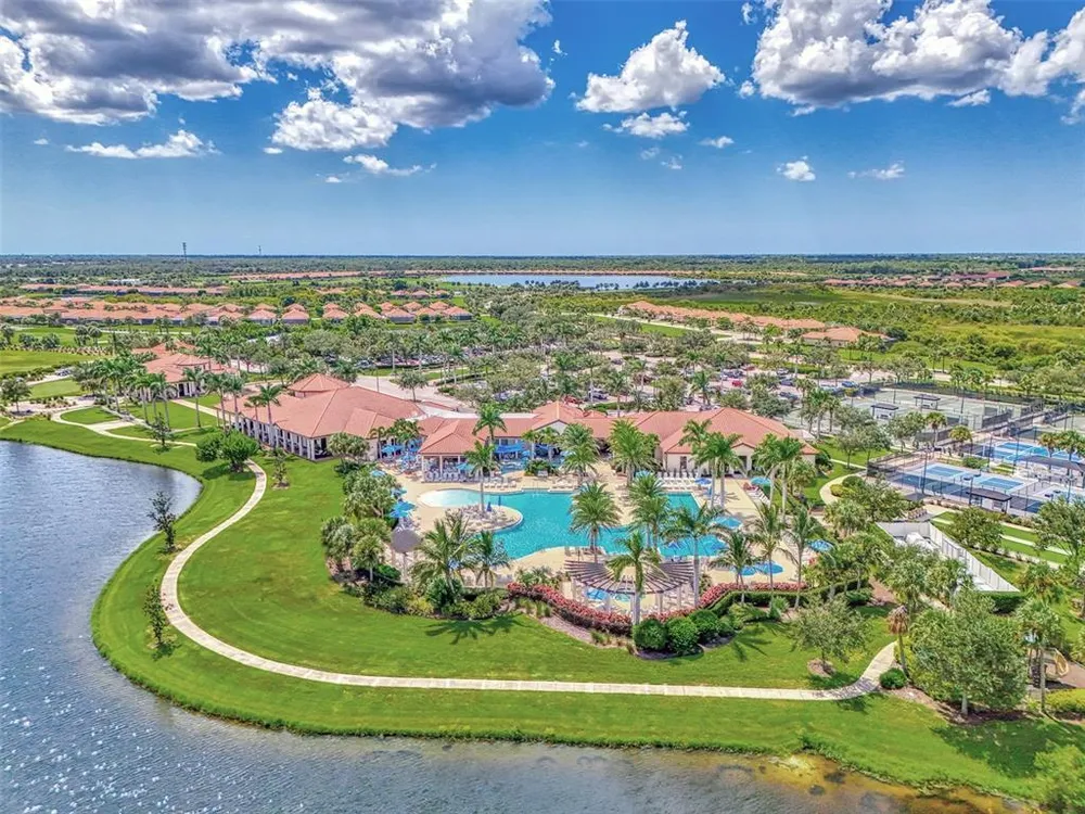 10443 Medjool Dr, Venice, FL 34293