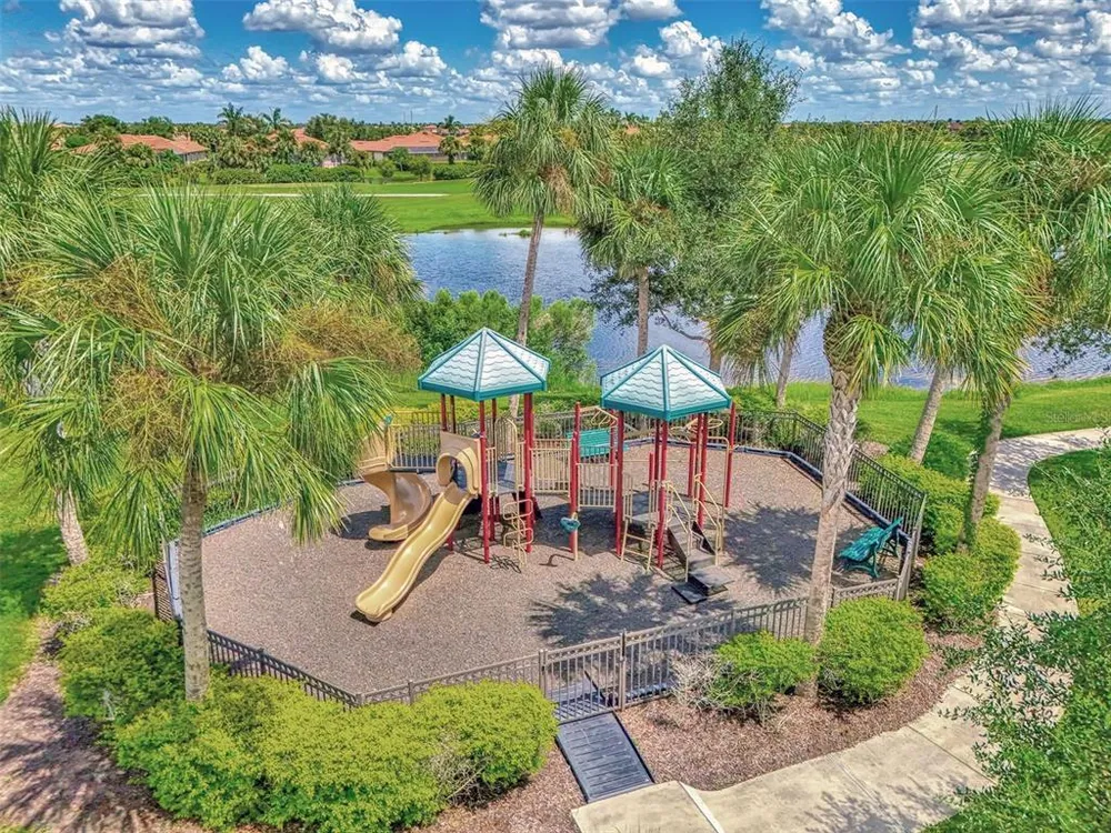 10443 Medjool Dr, Venice, FL 34293