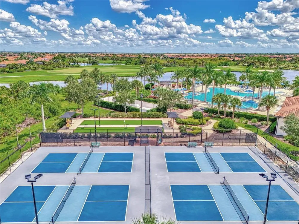 10443 Medjool Dr, Venice, FL 34293