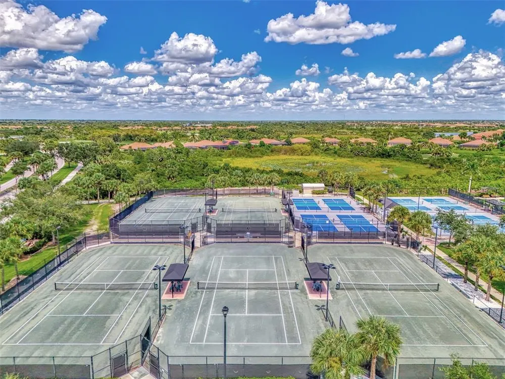 10443 Medjool Dr, Venice, FL 34293