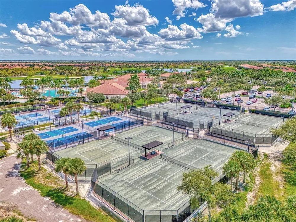 10443 Medjool Dr, Venice, FL 34293