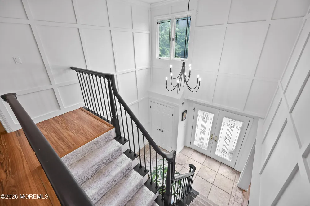 35 Manor Dr, Marlboro, NJ 07746