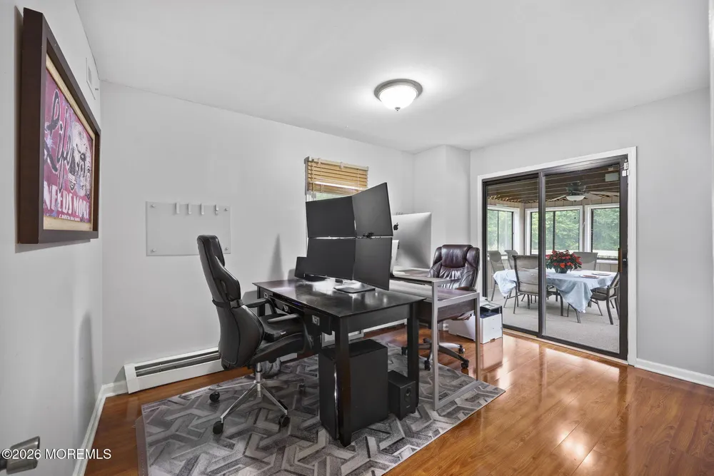 35 Manor Dr, Marlboro, NJ 07746