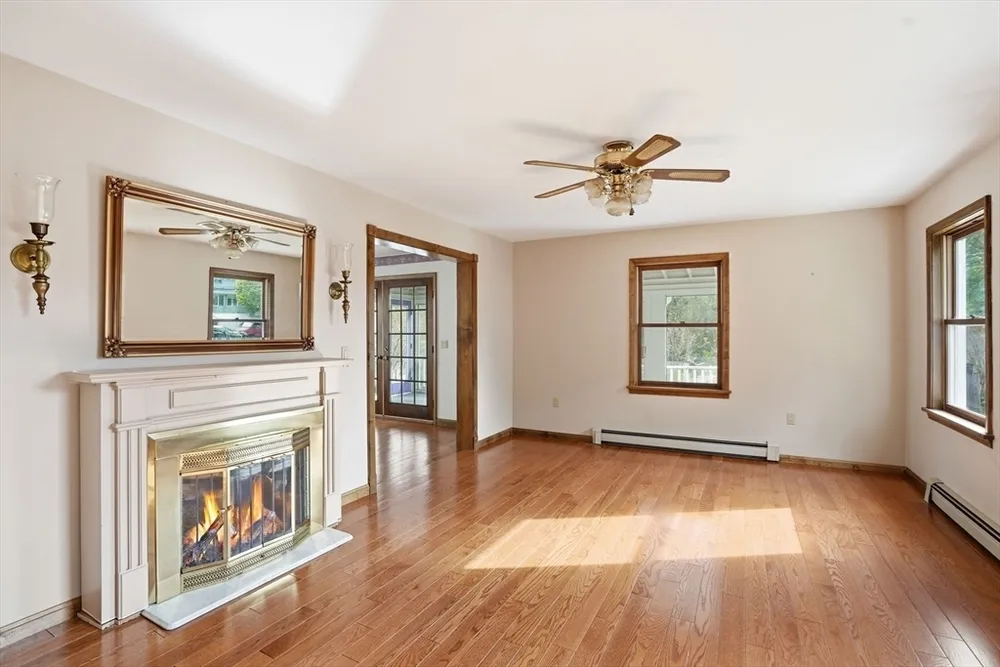 67 Wituwamat Rd, Weymouth, MA 02191