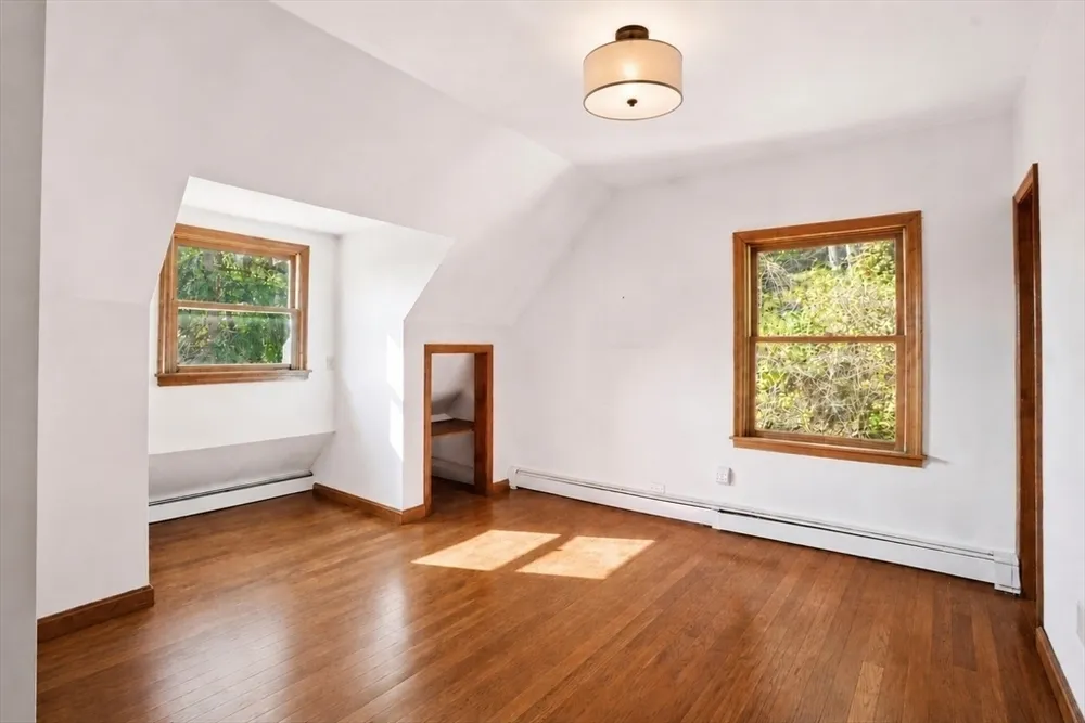 67 Wituwamat Rd, Weymouth, MA 02191