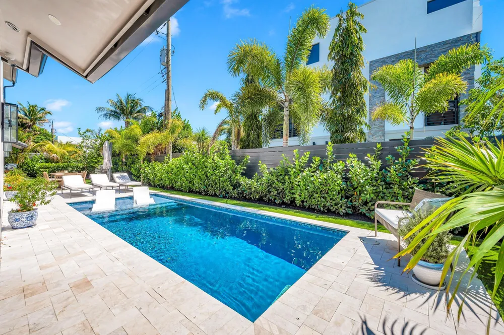 618 NE 15th Ave, Fort Lauderdale, FL 33304