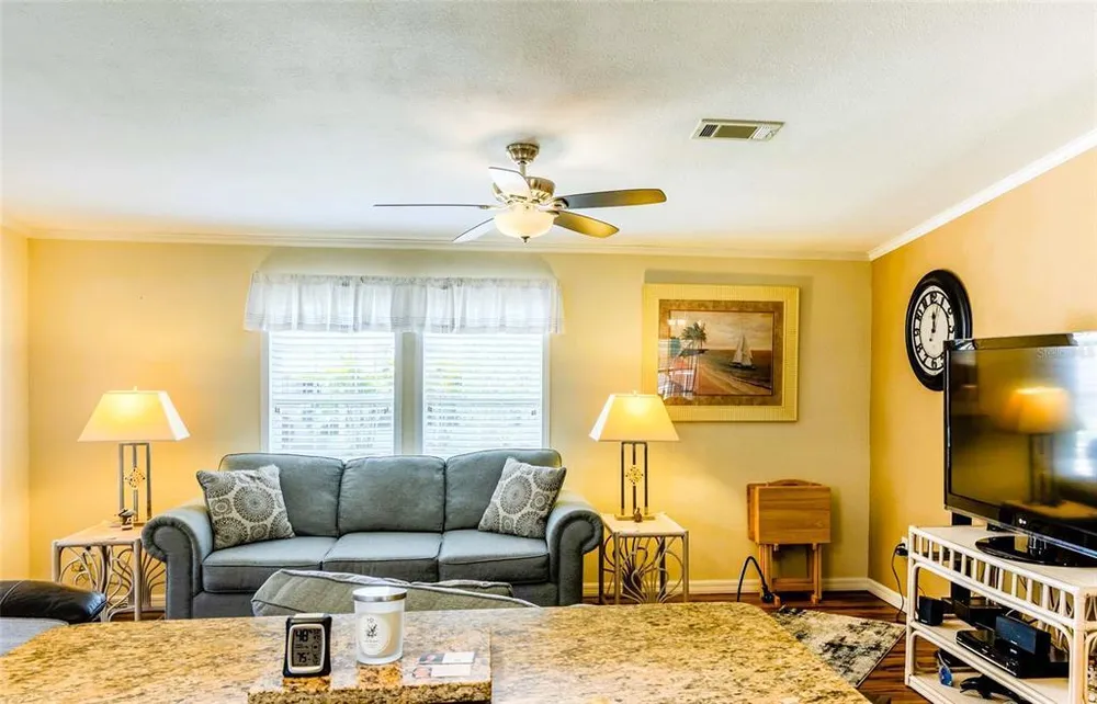 2100 Kings Hwy, Port Charlotte, FL 33980