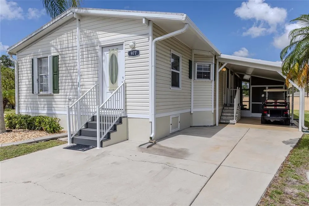 2100 Kings Hwy, Port Charlotte, FL 33980