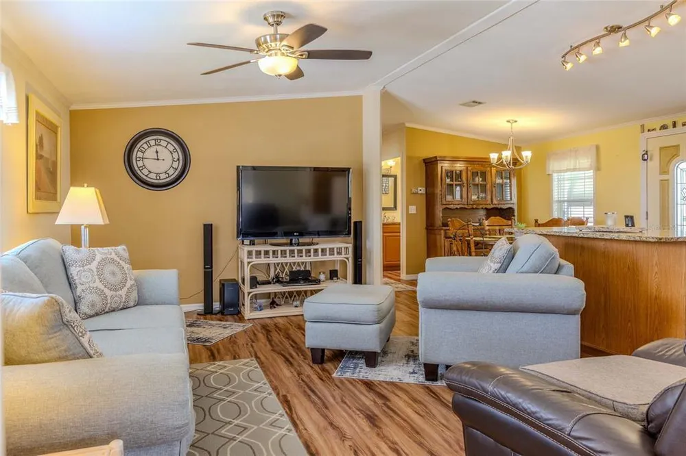 2100 Kings Hwy, Port Charlotte, FL 33980