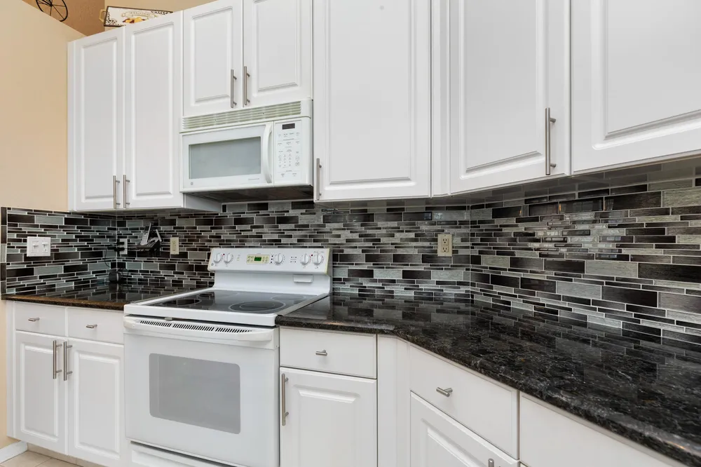 6698 Via Roma, Delray Beach, FL 33446