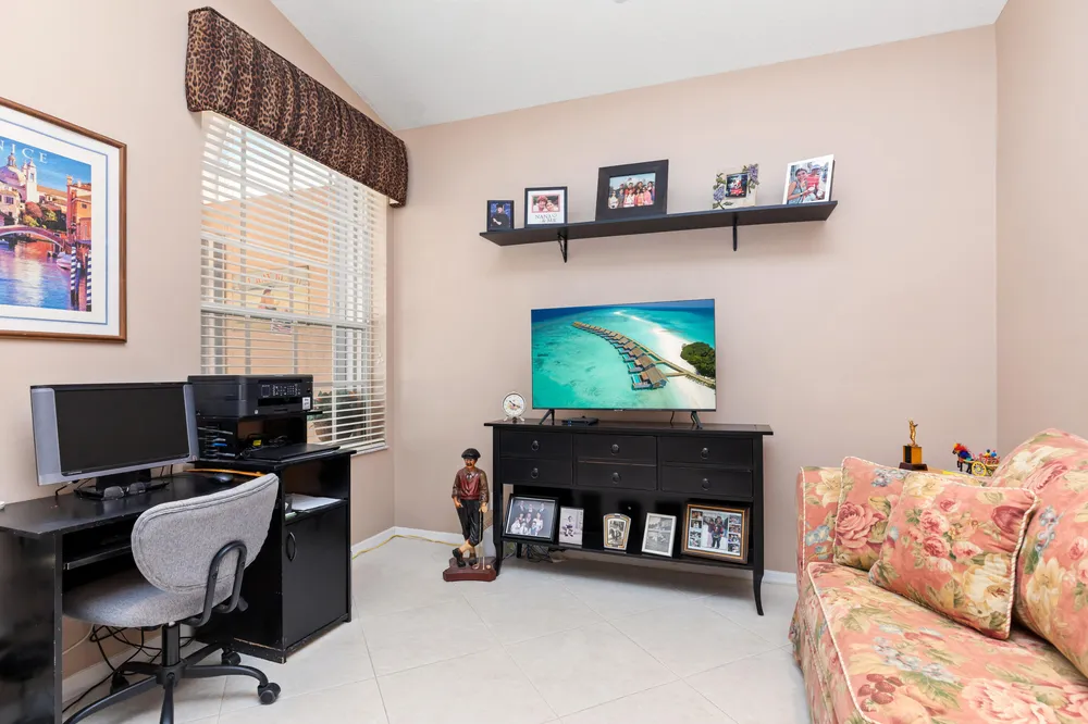 6698 Via Roma, Delray Beach, FL 33446