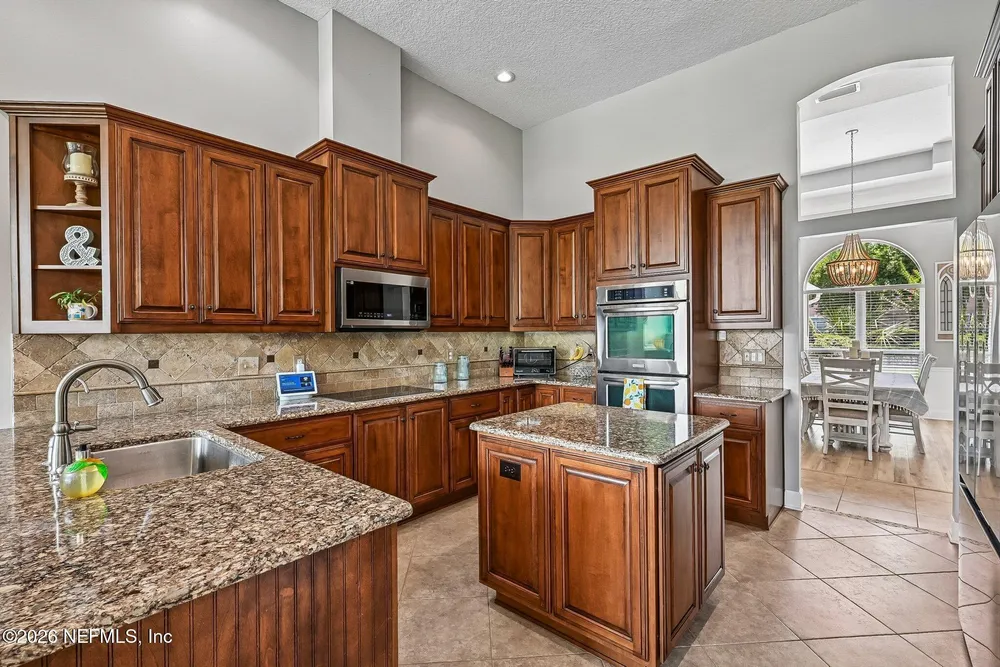1452 Course View Dr, Fleming Island, FL 32003