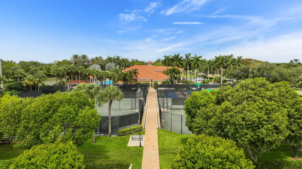 6698 Via Roma, Delray Beach, FL 33446