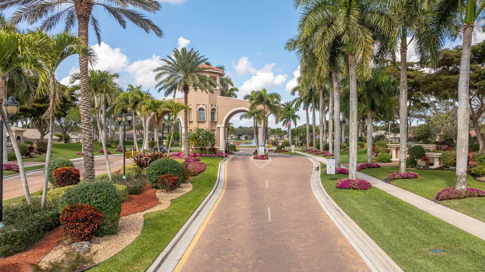 6698 Via Roma, Delray Beach, FL 33446