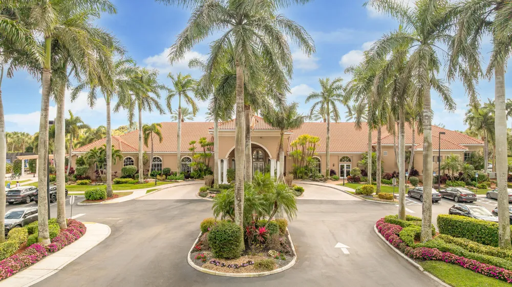 6698 Via Roma, Delray Beach, FL 33446
