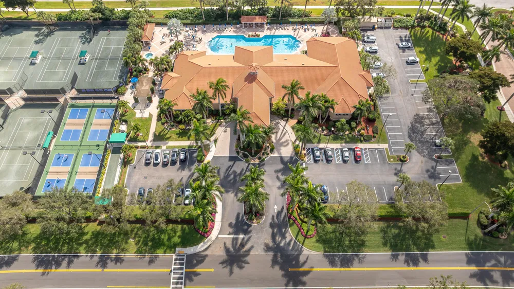 6698 Via Roma, Delray Beach, FL 33446
