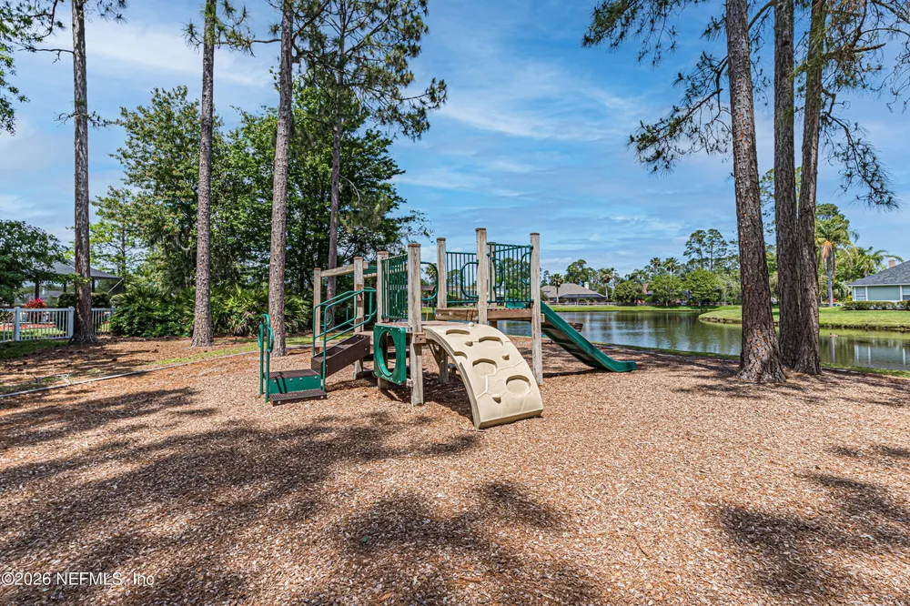1452 Course View Dr, Fleming Island, FL 32003