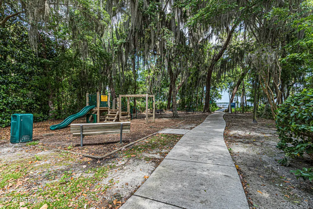 1452 Course View Dr, Fleming Island, FL 32003
