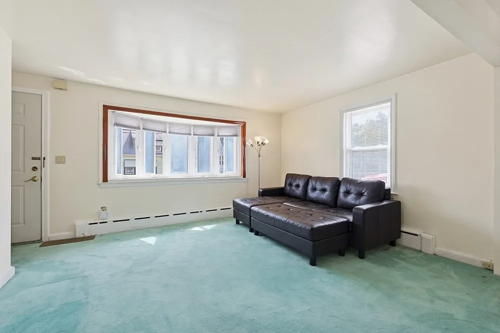 15 Becket St, Quincy, MA 02171
