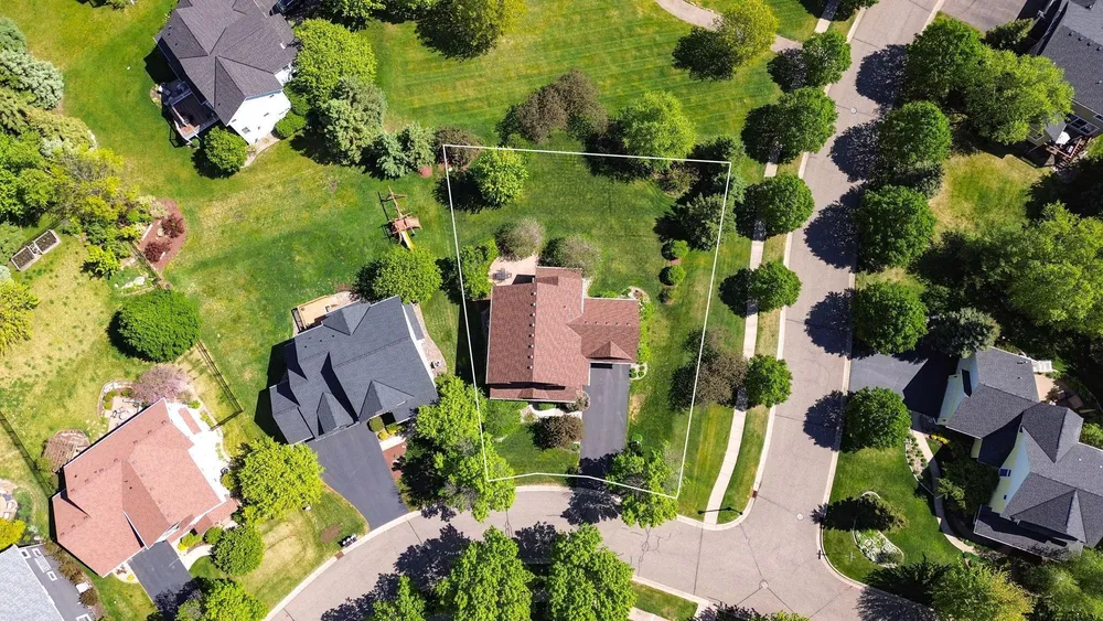 2314 Fieldstone Curve, Woodbury, MN 55129