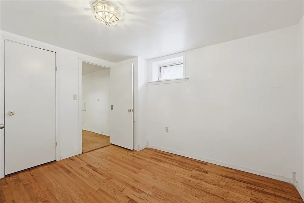 15 Becket St, Quincy, MA 02171
