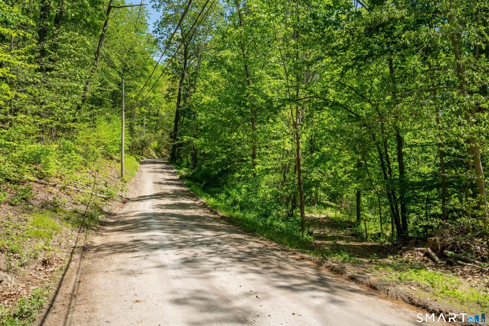 47 Stagecoach Run Dr, Cobalt, CT 06414