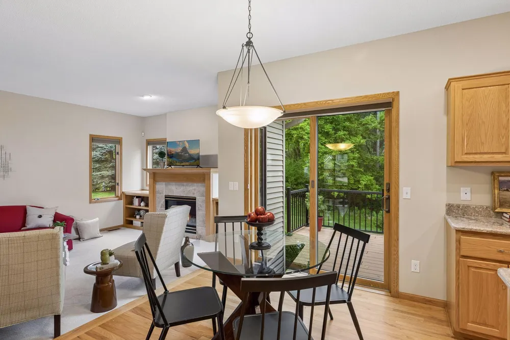 10947 Alexandra Ct, Inver Grove Heights, MN 55077